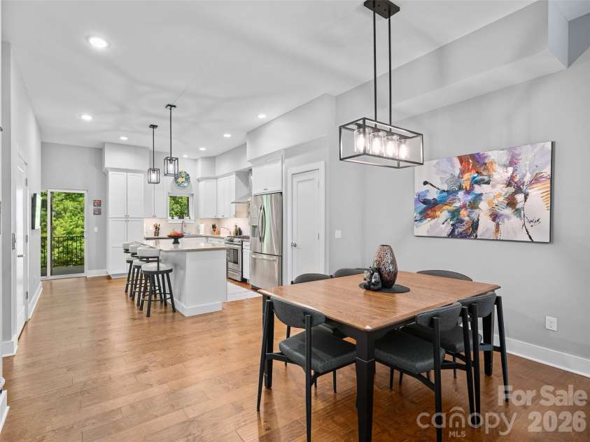 35 Macallan Lane, Asheville, NC 28805.  MLS# CAR4409633, YatesRealty ID 49073. 
