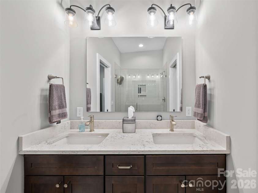 35 Macallan Lane, Asheville, NC 28805.  MLS# CAR4409633, YatesRealty ID 49073. 