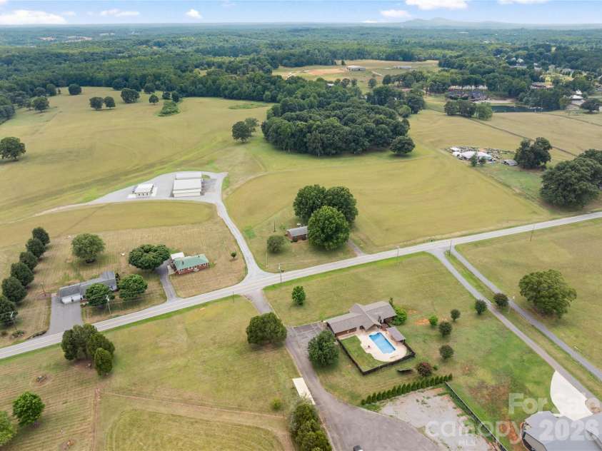 7610 Long Island Road, Catawba, NC 28609.  MLS# CAR4422030, YatesRealty ID 49076. 