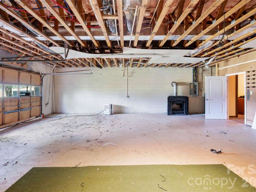 7610 Long Island Road, Catawba, NC 28609.  MLS# CAR4422030, YatesRealty ID 49076. 