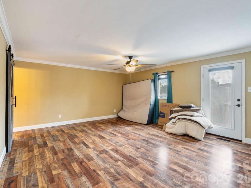 7610 Long Island Road, Catawba, NC 28609.  MLS# CAR4422030, YatesRealty ID 49076. 