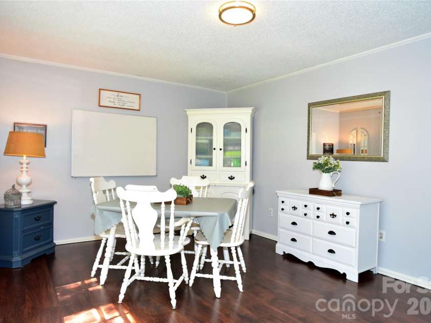 517 McDowell Drive, Chester, SC 29706.  MLS# CAR4421647, YatesRealty ID 49077. 