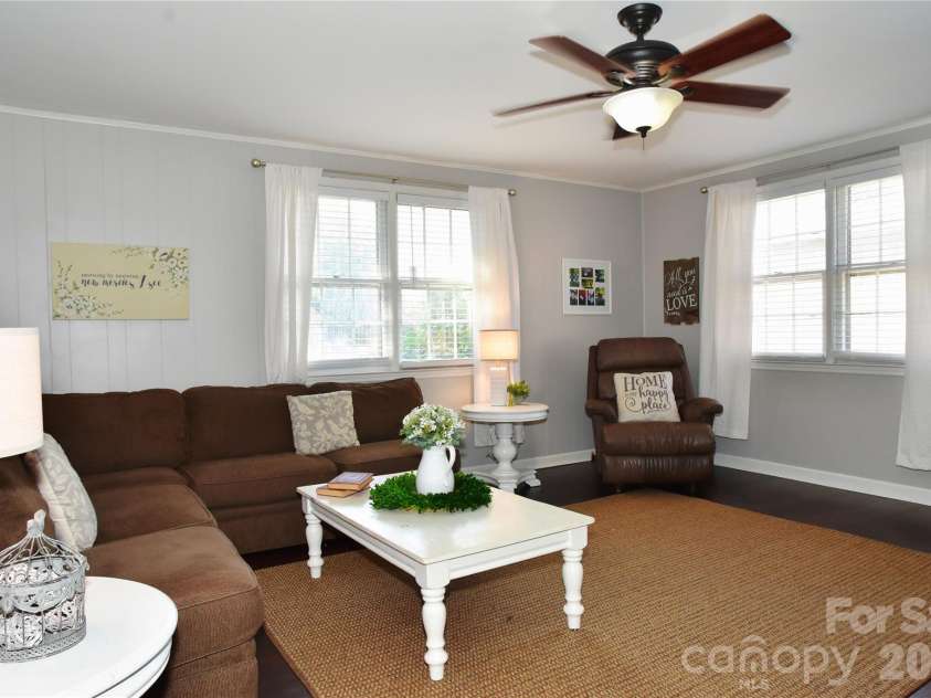 517 McDowell Drive, Chester, SC 29706.  MLS# CAR4421647, YatesRealty ID 49077. 