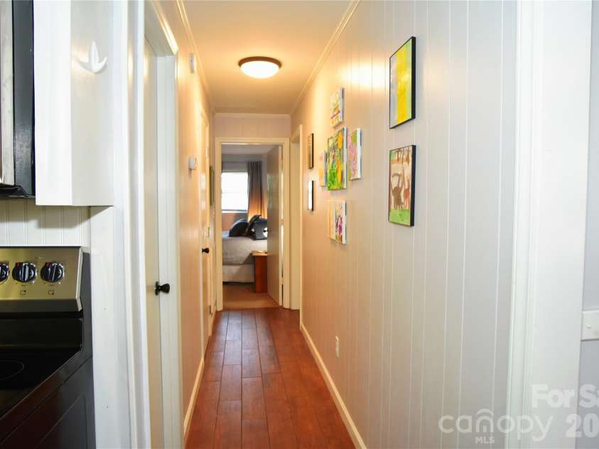 517 McDowell Drive, Chester, SC 29706.  MLS# CAR4421647, YatesRealty ID 49077. 