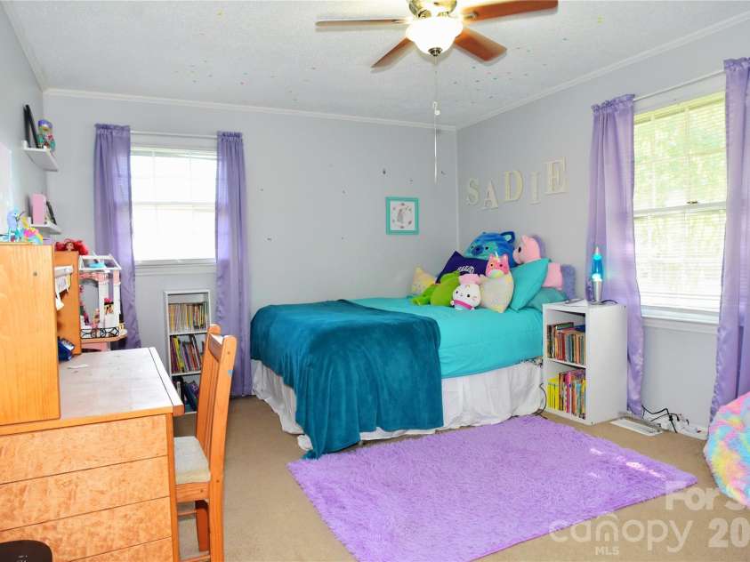 517 McDowell Drive, Chester, SC 29706.  MLS# CAR4421647, YatesRealty ID 49077. 