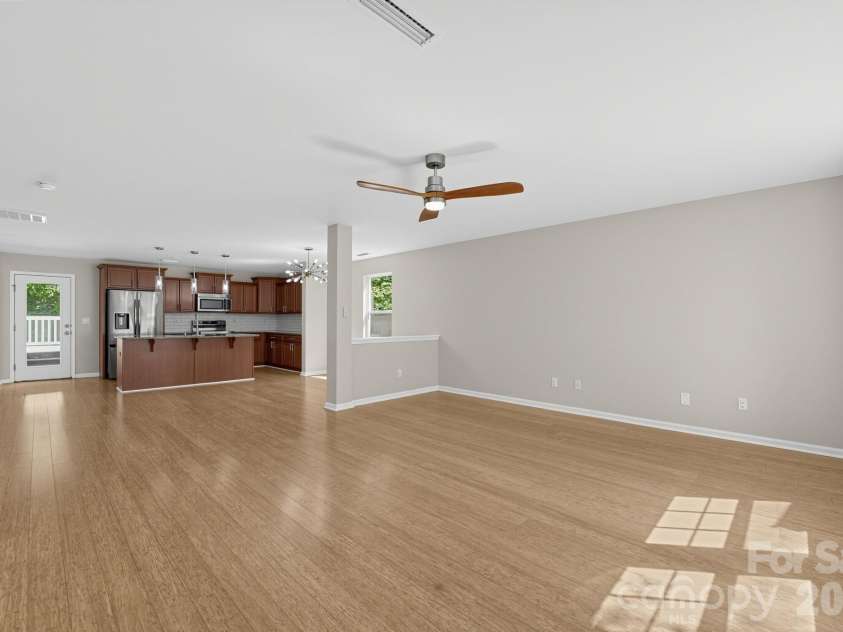 9830 Eagle Feathers Drive, Charlotte, NC 28214.  MLS# CAR4422033, YatesRealty ID 49078. 