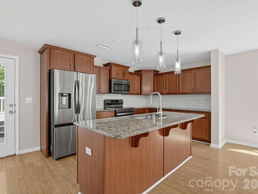 9830 Eagle Feathers Drive, Charlotte, NC 28214.  MLS# CAR4422033, YatesRealty ID 49078. 