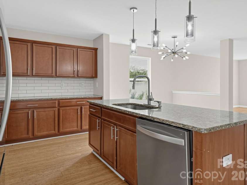 9830 Eagle Feathers Drive, Charlotte, NC 28214.  MLS# CAR4422033, YatesRealty ID 49078. 
