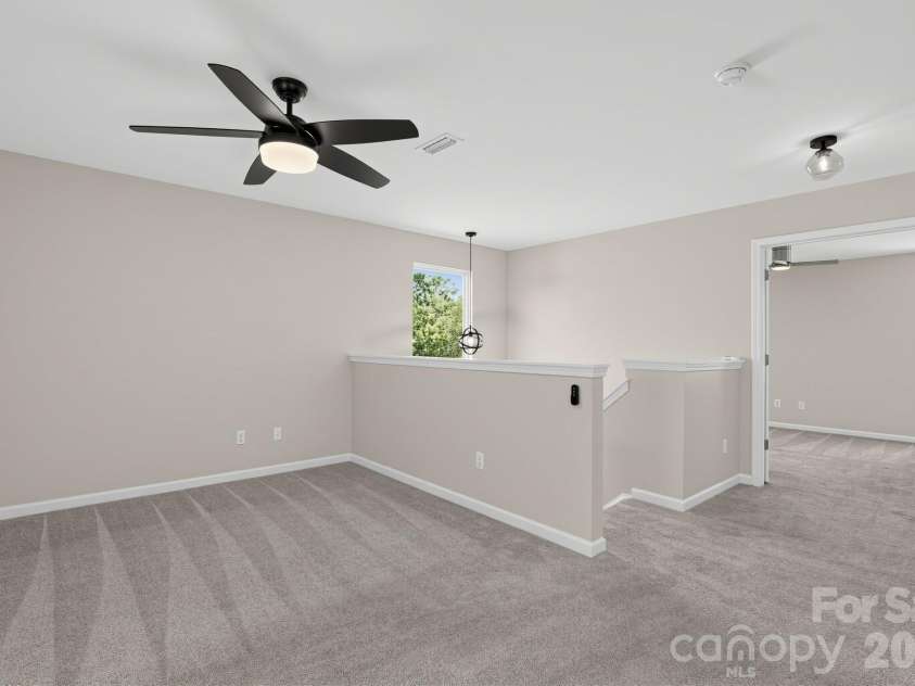 9830 Eagle Feathers Drive, Charlotte, NC 28214.  MLS# CAR4422033, YatesRealty ID 49078. 