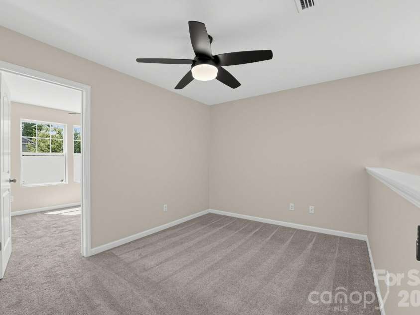 9830 Eagle Feathers Drive, Charlotte, NC 28214.  MLS# CAR4422033, YatesRealty ID 49078. 