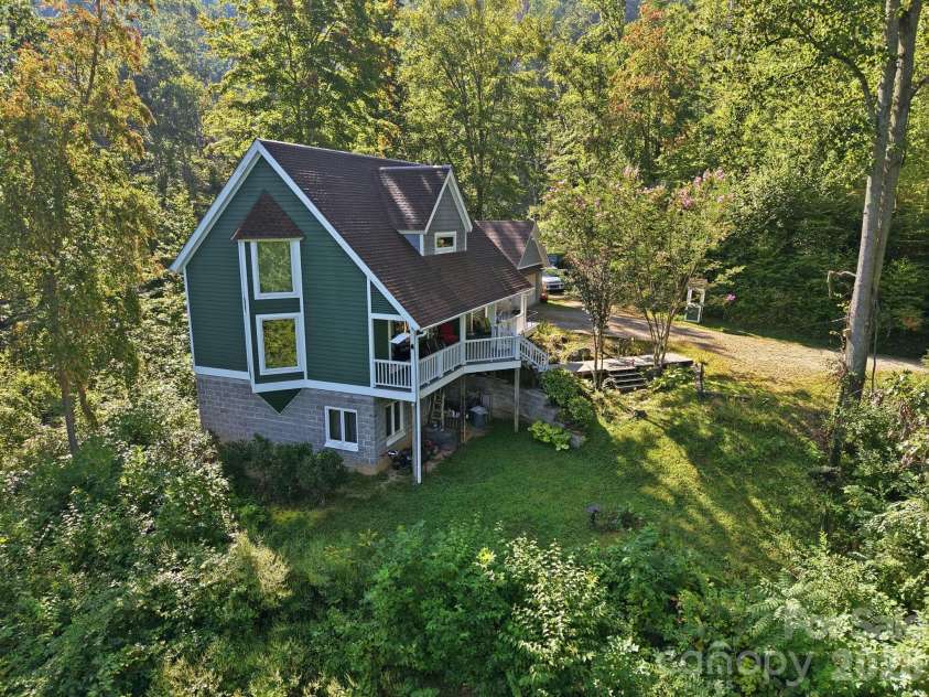 270 Upper Herron Cove Road, Weaverville, NC 28787.  MLS# CAR4418748, YatesRealty ID 49079. 