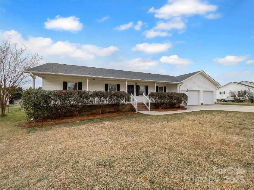 475 Union Baptist Church Road, York, SC 29745.  MLS# CAR4237458, YatesRealty ID 4908. 