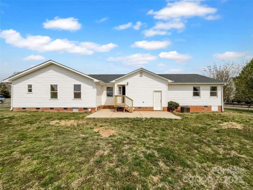 475 Union Baptist Church Road, York, SC 29745.  MLS# CAR4237458, YatesRealty ID 4908. 