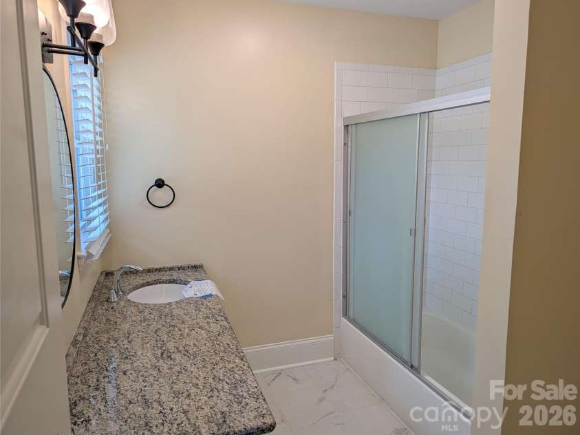 220 Augusta Drive, Statesville, NC 28625.  MLS# CAR4422031, YatesRealty ID 49080. 