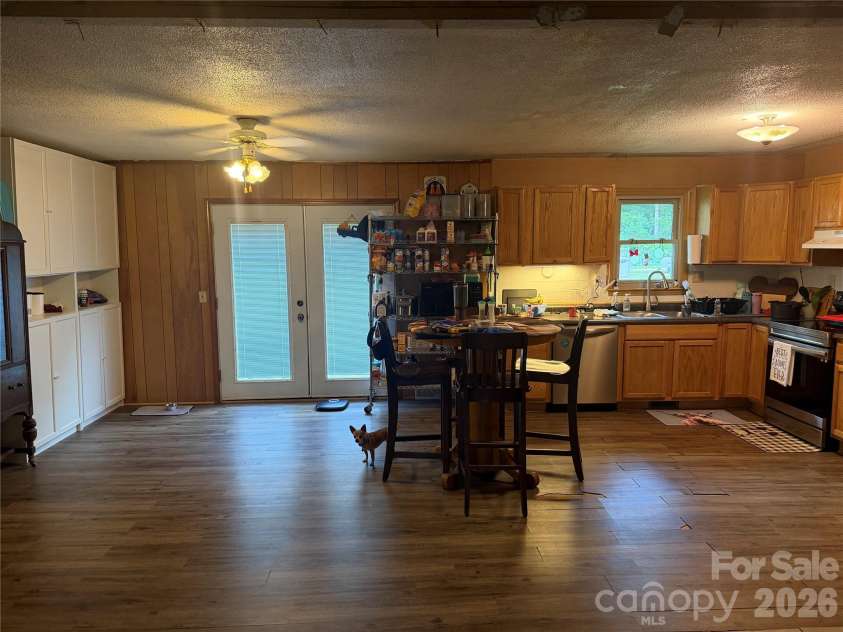 344 Pearson Street, Blacksburg, SC 29702.  MLS# CAR4421604, YatesRealty ID 49081. 