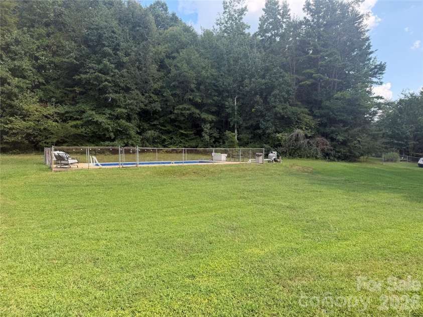 344 Pearson Street, Blacksburg, SC 29702.  MLS# CAR4421604, YatesRealty ID 49081. 