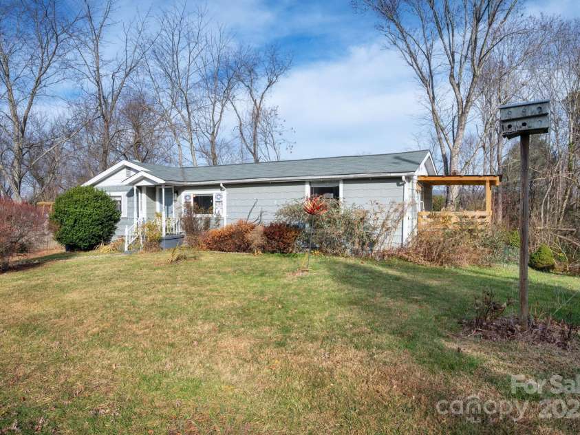 105 Smith Graveyard Road, Asheville, NC 28806.  MLS# CAR4322700, YatesRealty ID 49082. Charming North Asheville Home Awaiting Finishing Touches