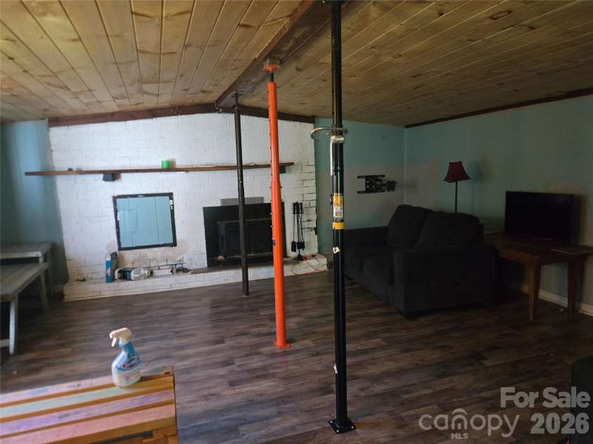 6430 Dysartsville Road, Morganton, NC 28655.  MLS# CAR4419866, YatesRealty ID 49082. 