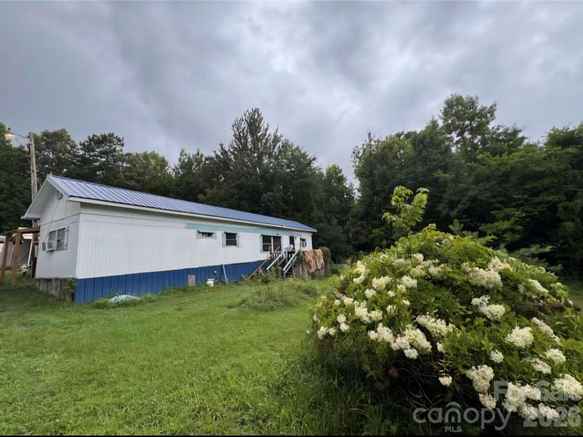 6430 Dysartsville Road, Morganton, NC 28655.  MLS# CAR4419866, YatesRealty ID 49082. 
