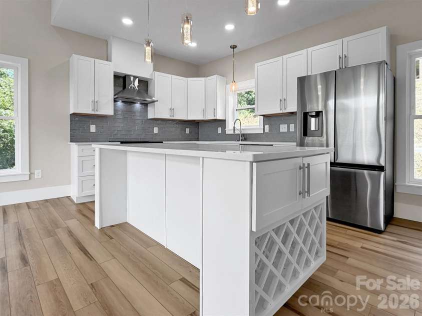 201 Kadire Drive, Waynesville, NC 28785.  MLS# CAR4420299, YatesRealty ID 49084. 
