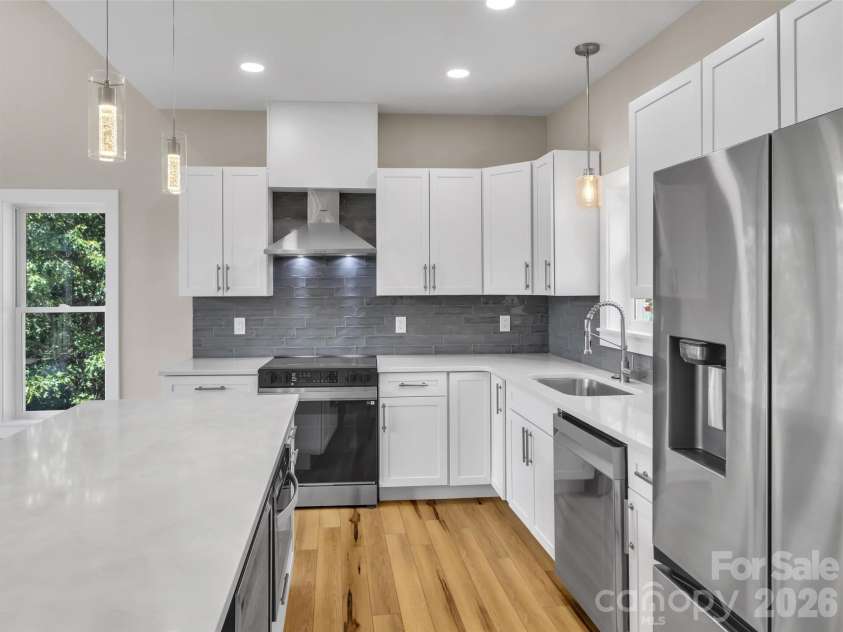 201 Kadire Drive, Waynesville, NC 28785.  MLS# CAR4420299, YatesRealty ID 49084. 