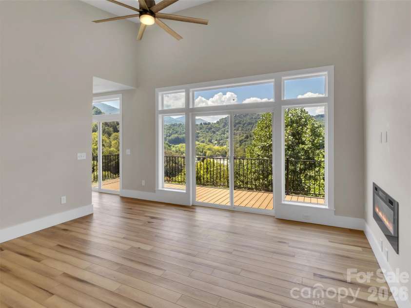 201 Kadire Drive, Waynesville, NC 28785.  MLS# CAR4420299, YatesRealty ID 49084. 