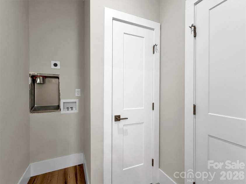 201 Kadire Drive, Waynesville, NC 28785.  MLS# CAR4420299, YatesRealty ID 49084. 