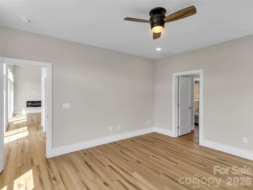 201 Kadire Drive, Waynesville, NC 28785.  MLS# CAR4420299, YatesRealty ID 49084. 