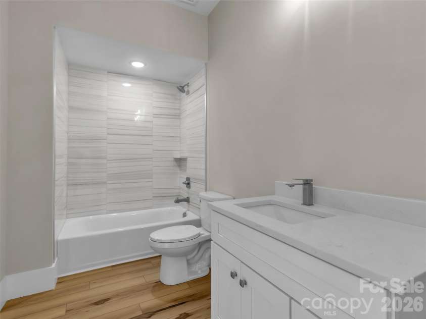 201 Kadire Drive, Waynesville, NC 28785.  MLS# CAR4420299, YatesRealty ID 49084. 