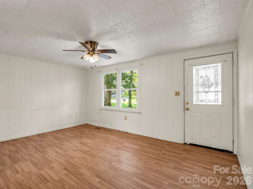 254 Old Castle Lane, Forest City, NC 28043.  MLS# CAR4422039, YatesRealty ID 49086. 
