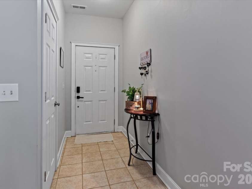 13502 Glencreek Lane, Huntersville, NC 28078.  MLS# CAR4422047, YatesRealty ID 49088. 