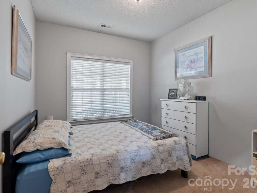 13502 Glencreek Lane, Huntersville, NC 28078.  MLS# CAR4422047, YatesRealty ID 49088. 