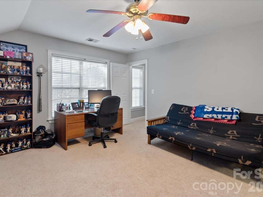 13502 Glencreek Lane, Huntersville, NC 28078.  MLS# CAR4422047, YatesRealty ID 49088. 