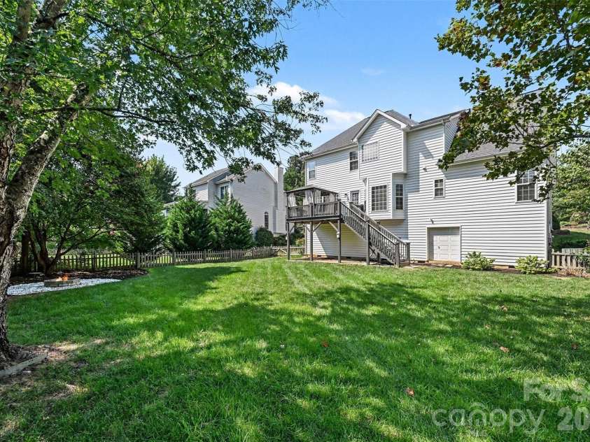 3118 Hadden Hall Boulevard, Fort Mill, SC 29715.  MLS# CAR4420976, YatesRealty ID 49089. 