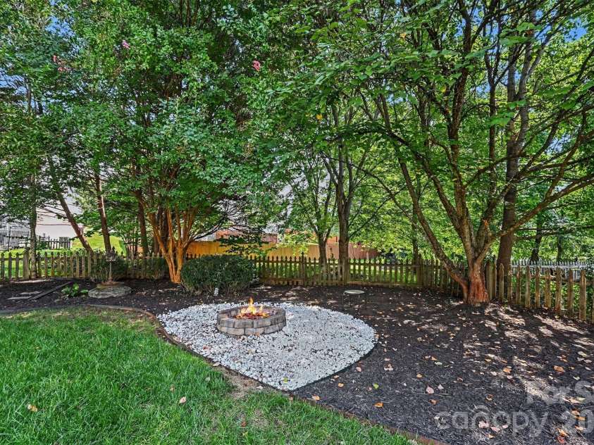 3118 Hadden Hall Boulevard, Fort Mill, SC 29715.  MLS# CAR4420976, YatesRealty ID 49089. Fire Pit, Fire virtually staged