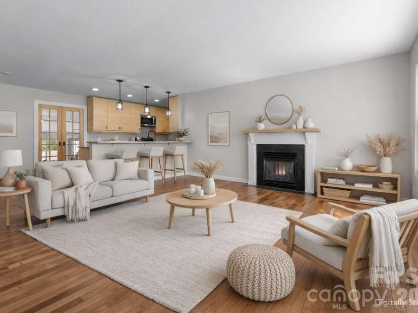 88 Skyview Terrace, Asheville, NC 28806.  MLS# CAR4356521, YatesRealty ID 4909. Virtually staged
