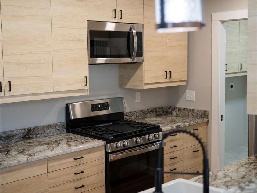 88 Skyview Terrace, Asheville, NC 28806.  MLS# CAR4397034, YatesRealty ID 4909. 
