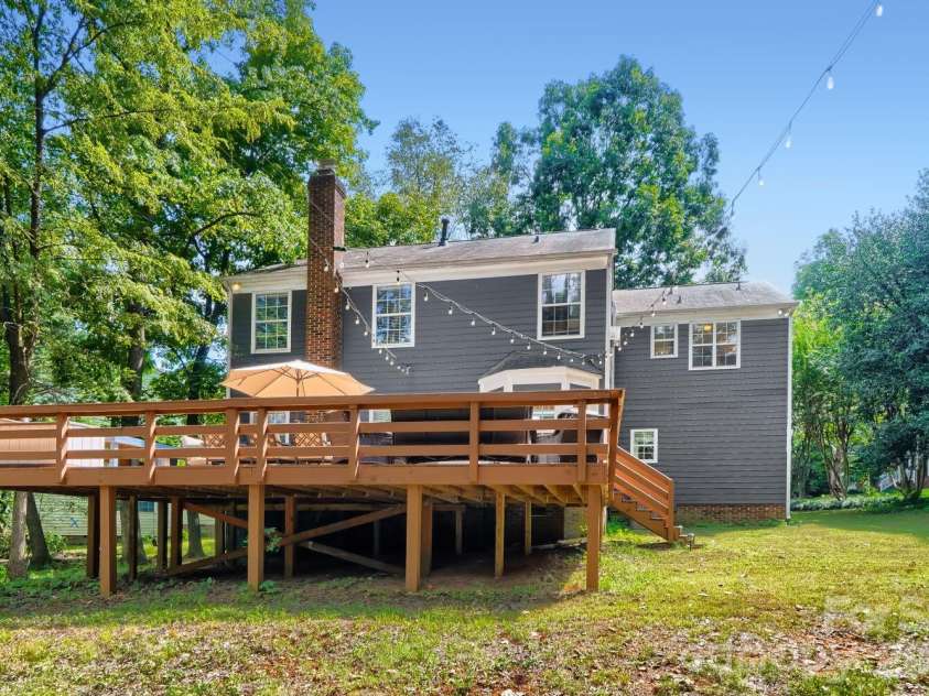4736 Kirkgard Trail, Charlotte, NC 28269.  MLS# CAR4421731, YatesRealty ID 49090. 