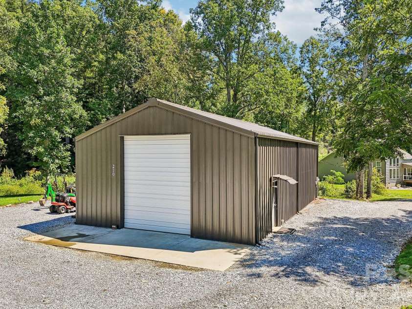 224 & 198 Carpenter Road, Marion, NC 28752.  MLS# CAR4421955, YatesRealty ID 49091. 