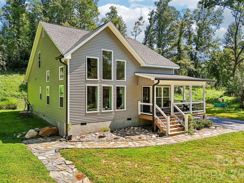 224 & 198 Carpenter Road, Marion, NC 28752.  MLS# CAR4429850, YatesRealty ID 49091. 