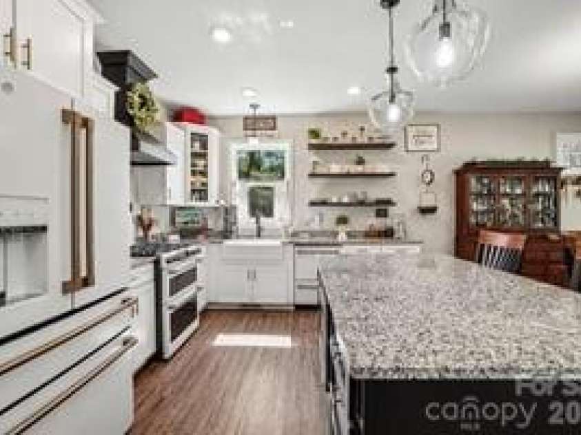 224 & 198 Carpenter Road, Marion, NC 28752.  MLS# CAR4429850, YatesRealty ID 49091. 