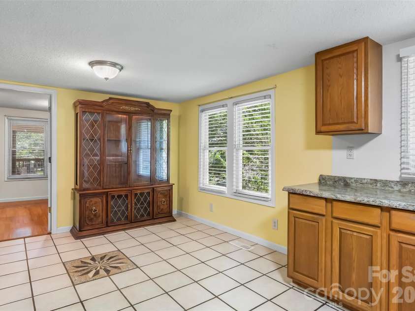 230 JOHNSON HOLLOW Road, Marion, NC 28752.  MLS# CAR4421839, YatesRealty ID 49094. 