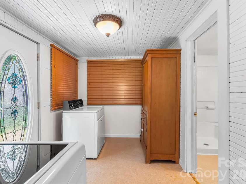 230 JOHNSON HOLLOW Road, Marion, NC 28752.  MLS# CAR4421839, YatesRealty ID 49094. 