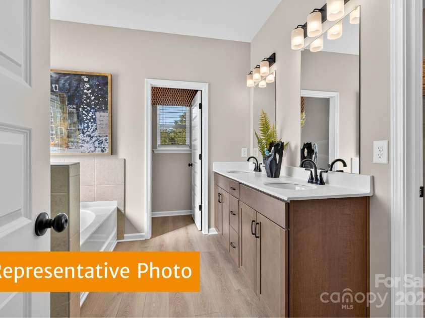 1755 Troon Drive, Salisbury, NC 28144.  MLS# CAR4324546, YatesRealty ID 49095. 