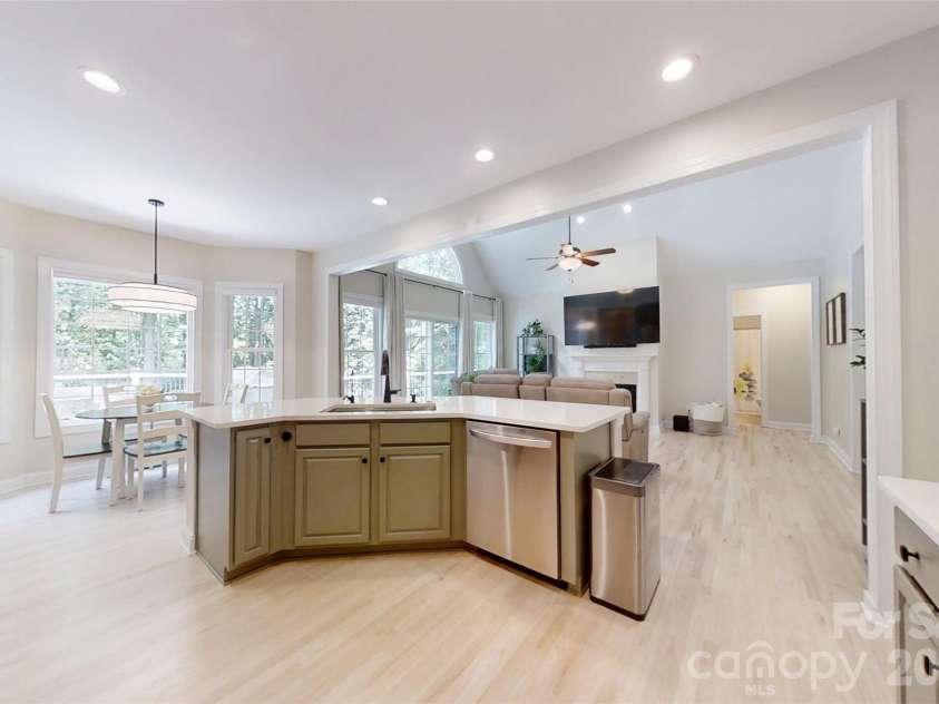 118 Tayport Drive, Troutman, NC 28166.  MLS# CAR4421969, YatesRealty ID 49096. 