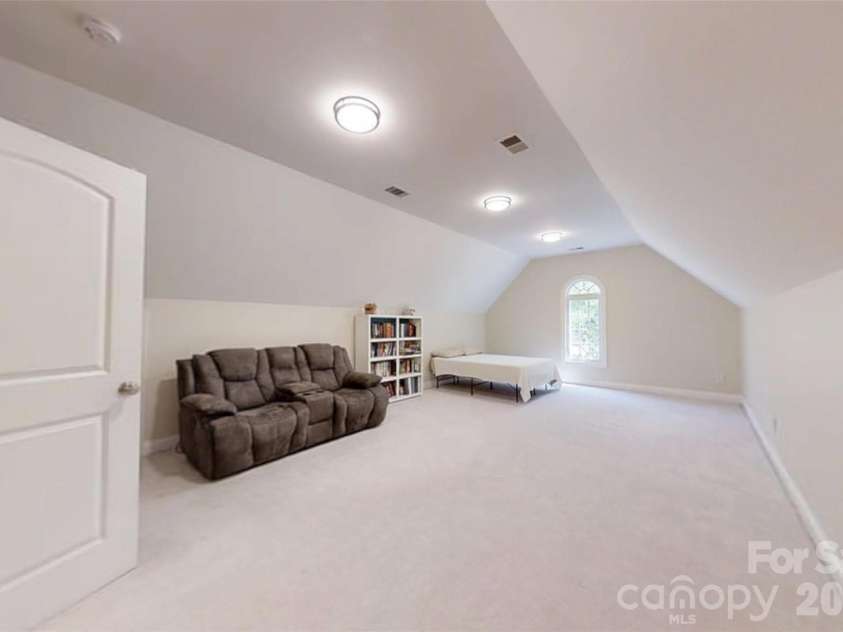 118 Tayport Drive, Troutman, NC 28166.  MLS# CAR4421969, YatesRealty ID 49096. 