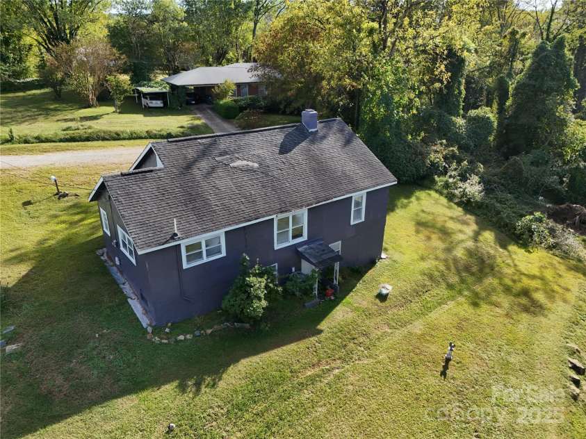 612 Washington Avenue, Valdese, NC 28690.  MLS# CAR4324555, YatesRealty ID 49096. 
