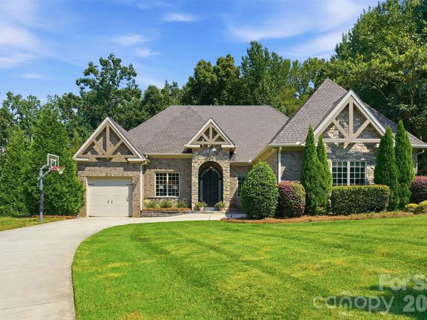 1206 Delaney Drive, Weddington, NC 28104.  MLS# CAR4421166, YatesRealty ID 49098. Welcome