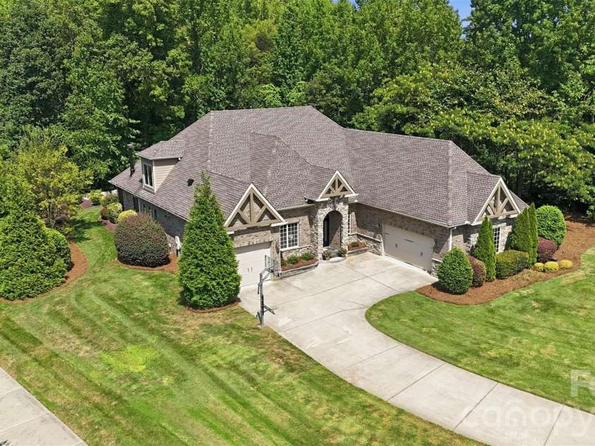 1206 Delaney Drive, Weddington, NC 28104.  MLS# CAR4421166, YatesRealty ID 49098. Welcome Home!