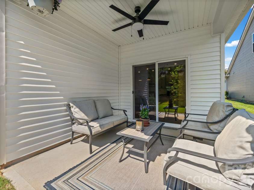 9125 Myrna Drive, Gastonia, NC 28056.  MLS# CAR4421211, YatesRealty ID 49099. 